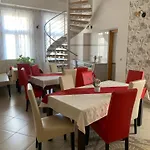 Szent Istvan Wellness Panzio