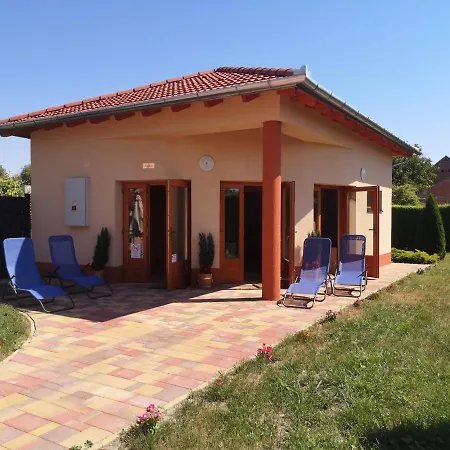 Szent Istvan Wellness Panzio * Mako