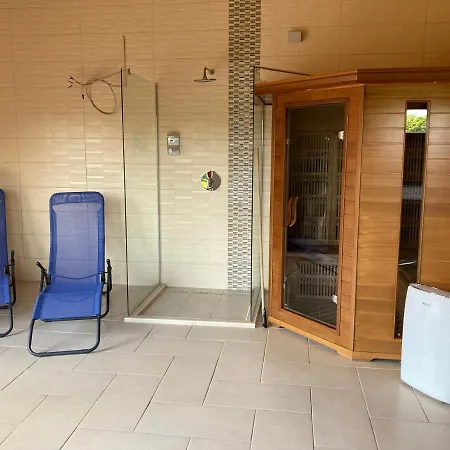 Bed and breakfast Szent István Wellness Panzió Makó