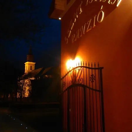 Bed & Breakfast Szent Istvan Wellness Panzio *