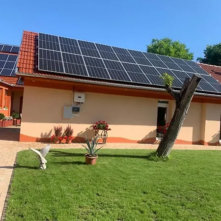 Nocleg ze śniadaniem Szent Istvan Wellness Panzio
