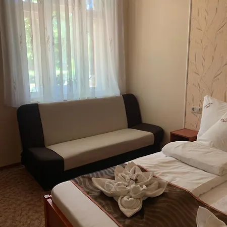 Bed and breakfast Szent István Wellness Panzió Makó