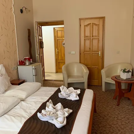 Szent István Wellness Panzió Bed and breakfast